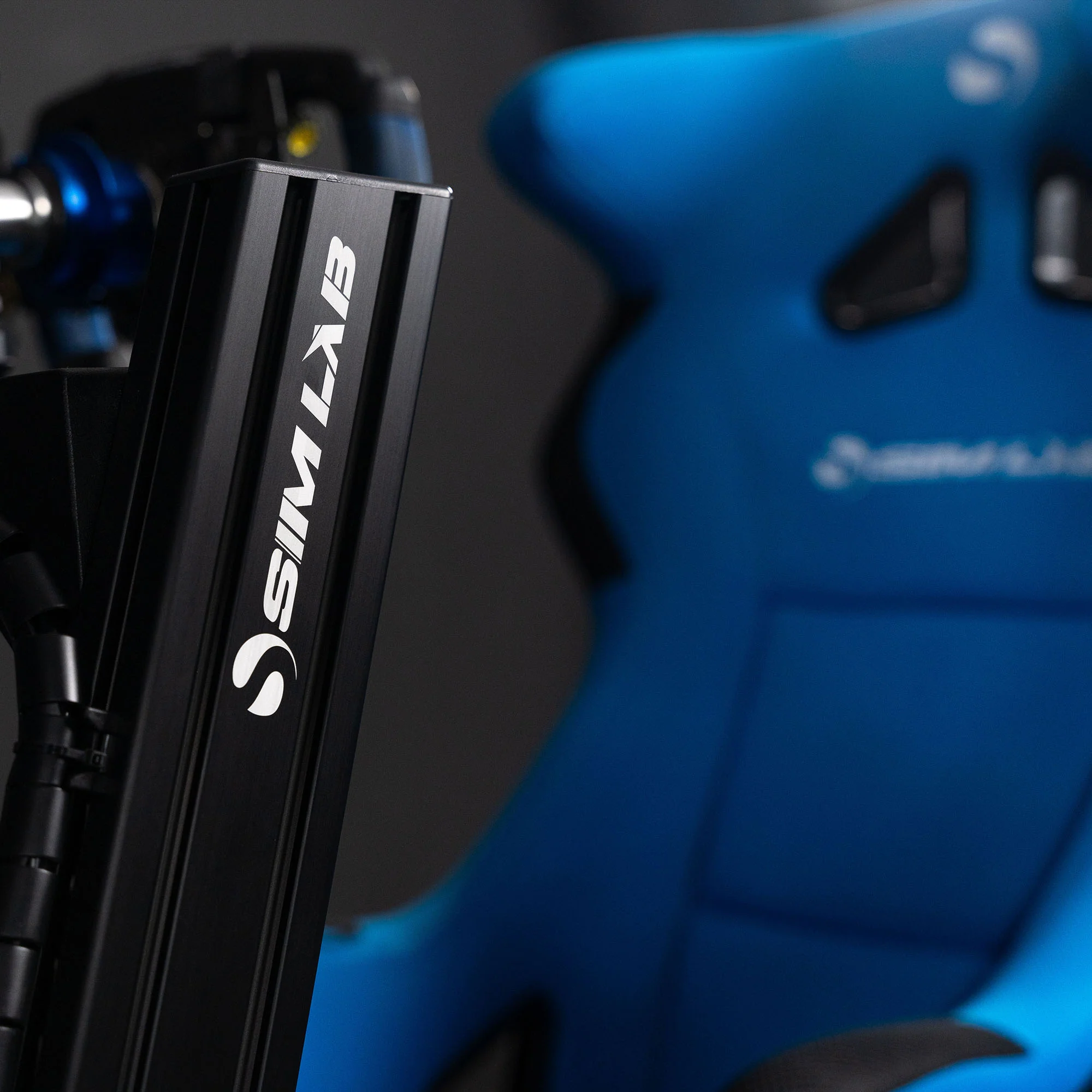 GT1 Pro Sim Racing Cockpit - Image 6